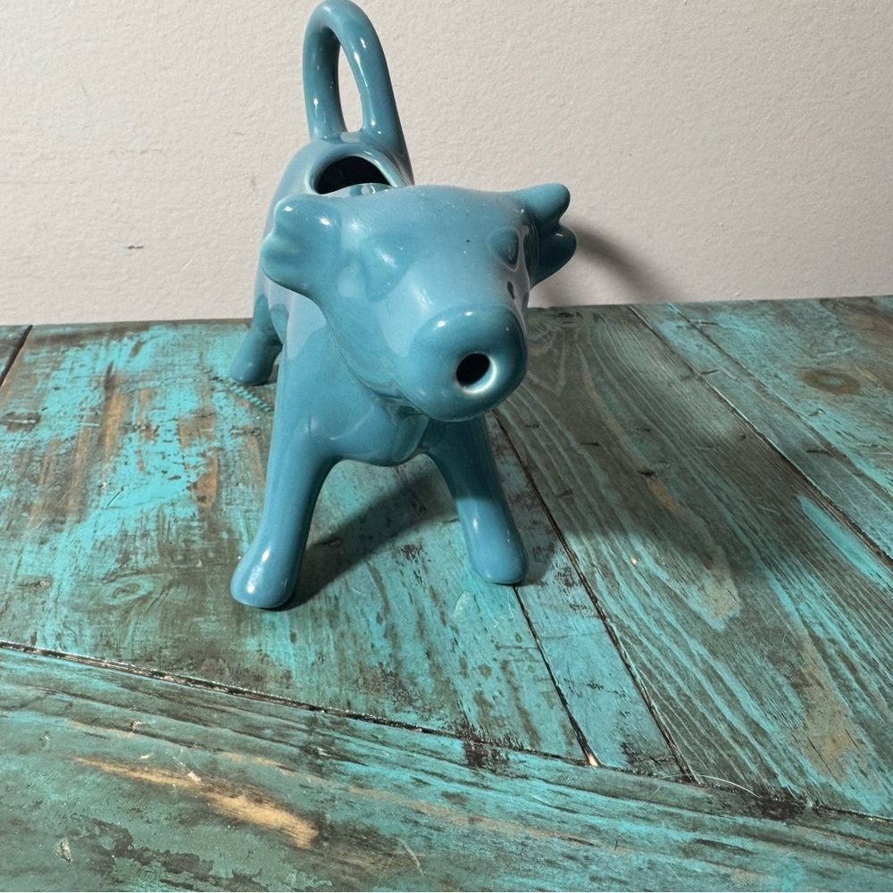 The Pioneer Woman Teal Cow Creamer Flea Market Collection Gibson NEW - Picture 3 of 8